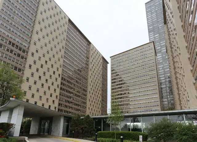 Property at 3950 DuSable Lake Shore Dr Unit DC2101, Chicago, IL, 60613, 1 bed, 1 bath, [object Object]