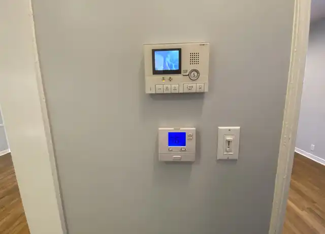 Property at 644 1/2 N Gardner St, Los Angeles, CA, 90036, 1 bed, 1 bath, [object Object]