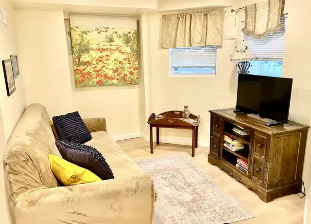Property at 1761 T St NW, Washington, DC, 20009, 2 beds, 1 bath, [object Object]