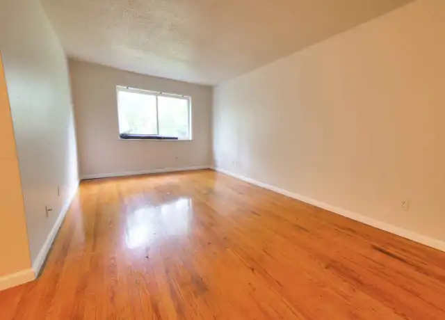 Property at 3508 Russell Blvd Unit 3510 3, St. Louis, MO, 63104, 1 bed, 1 bath, [object Object]