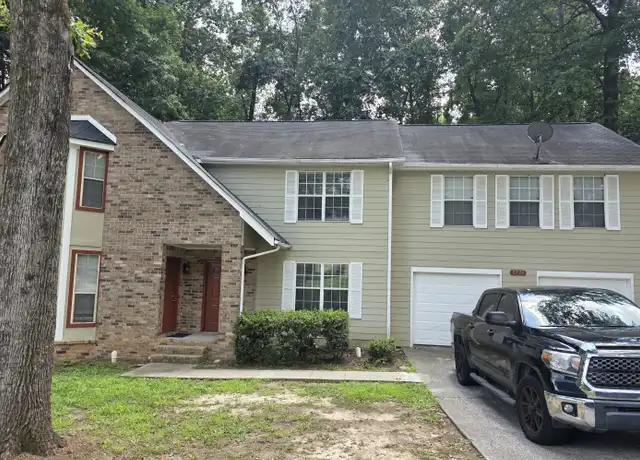 Property at 5779 N Castlegate Dr Unit B, Atlanta, GA, 30349, 2 beds, 2.5 baths, [object Object]