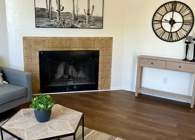 Property at 1050 Meadowlark Ct SE Apt 2, Rio Rancho, NM, 87124, 2 beds, 1 bath, [object Object]