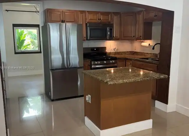 Property at 29744 SW 170th Ave, Homestead, FL, 33030, 2 beds, 1 bath, [object Object]
