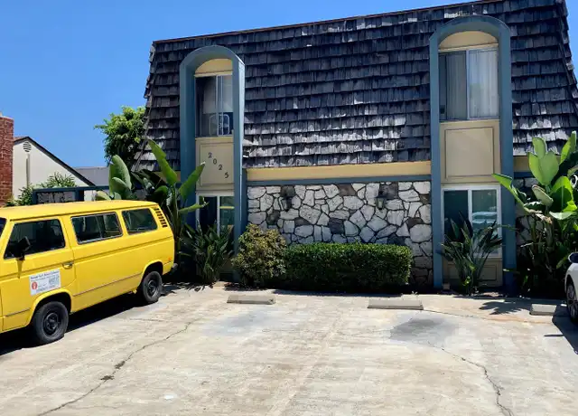 Property at 2025 Diamond St, San Diego, CA, 92109, 1 bed, 1 bath, [object Object]