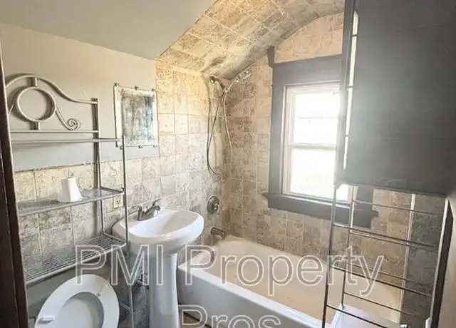 Property at 3715 N 6th St, Milwaukee, WI, 53212, 2 beds, 1 bath, [object Object]