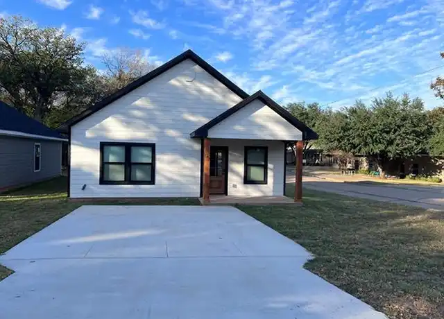 Property at 735 E Gandy St, Denison, TX, 75021, 3 beds, 2 baths, [object Object]