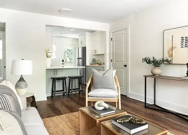 Property at 170 Waverly Way Apartments - 170 Waverly Way NE, Atlanta, GA, 30307, 2 beds, 1 bath, [object Object]