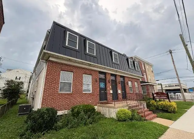 Property at 255 E Market St, West Chester, PA, 19382, 2 beds, 1 bath, [object Object]