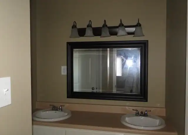 Property at 2612 Steele Ave SW Unit 23D, Atlanta, GA, 30315, 1 bed, 1 bath, [object Object]