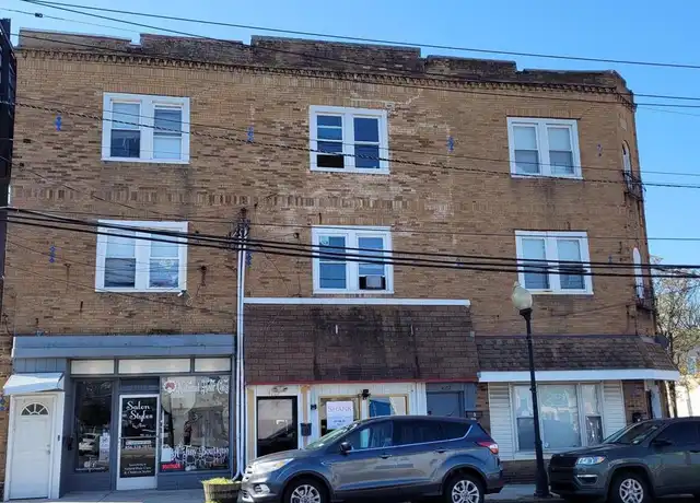Property at 4102 Maple Ave Unit 3RD FLOOR, Pennsauken Township, NJ, 08109, 2 beds, 1 bath, [object Object]