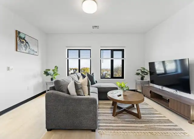 Property at Broadway 600 #1240311P Unit 1240311P, Everett, MA, 02149, 1-2 bed, 1-2 bath, [object Object]