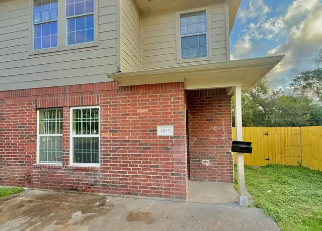 Property at 4748 Clover St Unit A, Houston, TX, 77033, 4 beds, 2.5 baths, [object Object]