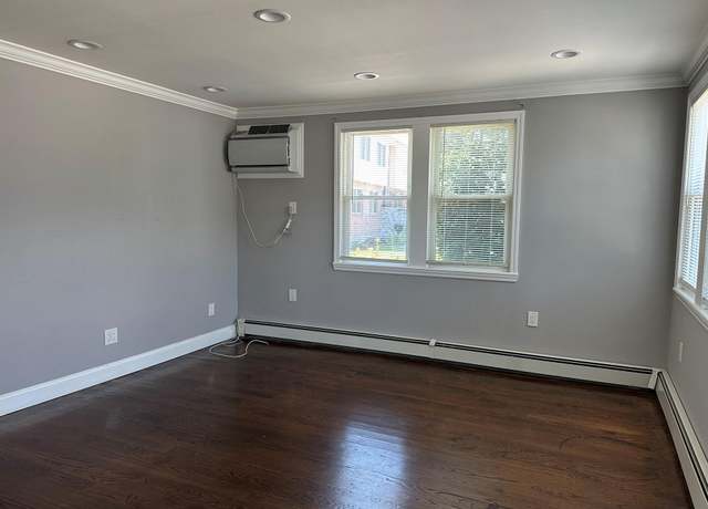 Photo of 14 Wheeler Ave, Valley Stream, NY 11580