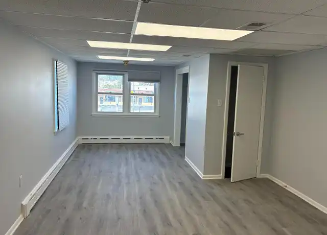Property at 413 W Ridge Pike, Conshohocken, PA, 19428, 2 beds, 1 bath, [object Object]