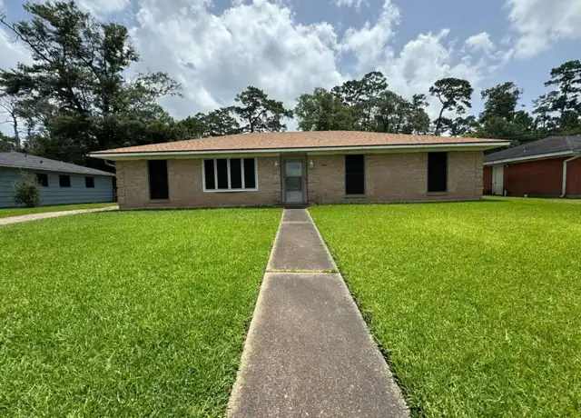 Property at 1490 Edson Dr, Beaumont, TX, 77706, 3 beds, 2 baths, [object Object]