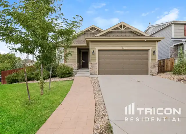 Property at 24945 E Pinewood Pl, Aurora, CO, 80016, 3 beds, 2 baths, [object Object]