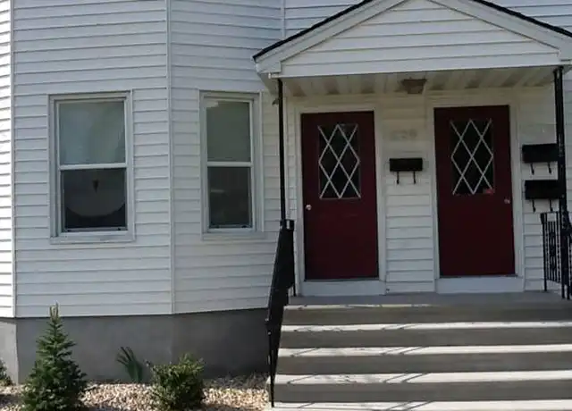 Property at 230 Pleasant St Unit 2, New Britain, CT, 06051, 2 beds, 1 bath, [object Object]