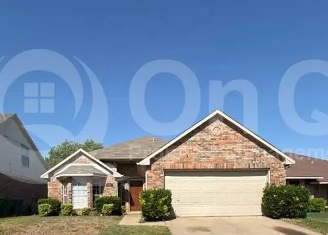 Property at 733 Rockett Ln, Cedar Hill, TX, 75104, 3 beds, 2 baths, [object Object]
