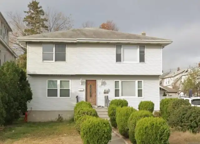 Property at 573 Lexington Ave, Clifton, NJ, 07011, 2 beds, 1 bath, [object Object]