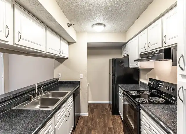 Property at The Belmont - 900 NW 79th Ter, Kansas City, MO, 64118, 1 bed, 1 bath, [object Object]