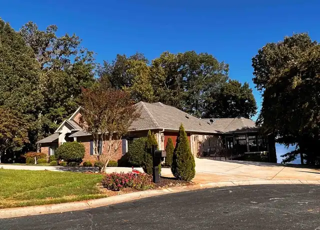 Property at 103 Big Oak Dr, Seneca, SC, 29672, 4 beds, 3.5 baths, [object Object]