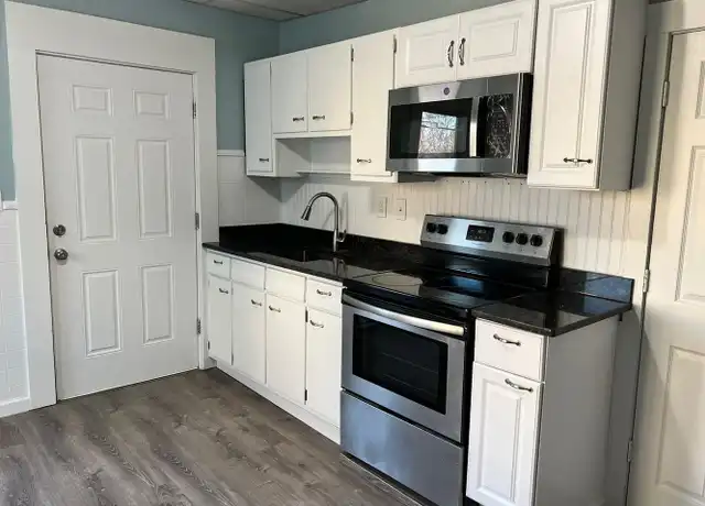 Property at 27 Ellen Ave Unit 3L, Chicopee, MA, 01013, 3 beds, 1 bath, [object Object]