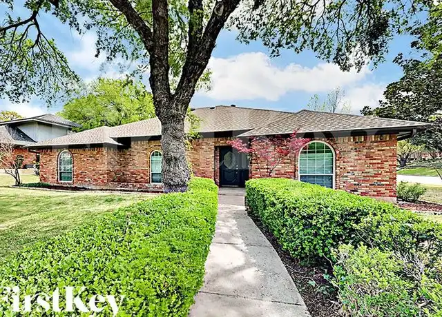 Property at 1852 Rhinevalley Dr, Arlington, TX, 76012, 4 beds, 2 baths, [object Object]