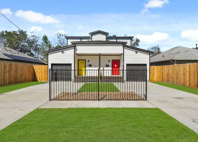 Property at 1512 W Blum St Unit A, Alvin, TX, 77511, 3 beds, 3.5 baths, [object Object]