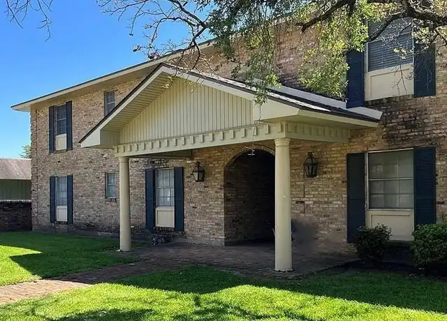 Property at 1250 Dorchester Dr, Alexandria, LA, 71303, 2 beds, 2 baths, [object Object]