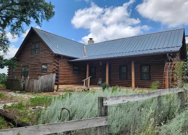 Property at 387 Schmidtzinsky Rd, Fredericksburg, TX, 78624, 3 beds, 2 baths, [object Object]