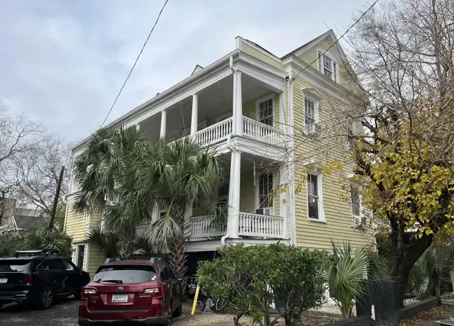 Property at 121 Smith St, Charleston, SC, 29403, 1 bed, 1 bath, [object Object]