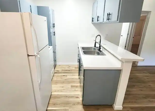 Property at Riverside Apartments - 161 Cohasset Ln, Chico, CA, 95926, 1-2 bed, 1 bath, [object Object]