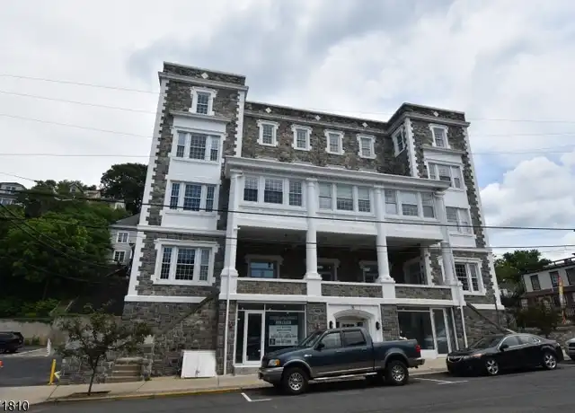 Property at 83 S Main St Unit 205-205, Phillipsburg, NJ, 08865, 2 beds, 1 bath, [object Object]