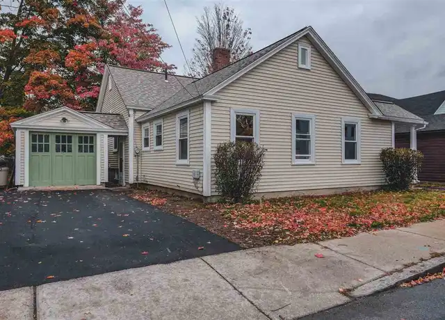 Property at 1 Oak St, Nashua, NH, 03060, 3 beds, 1 bath, [object Object]