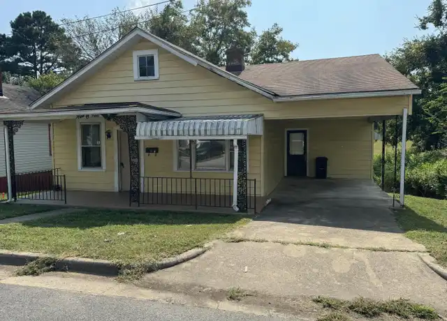 Property at 902 Cole St, Danville, VA, 24541, 3 beds, 1 bath, [object Object]