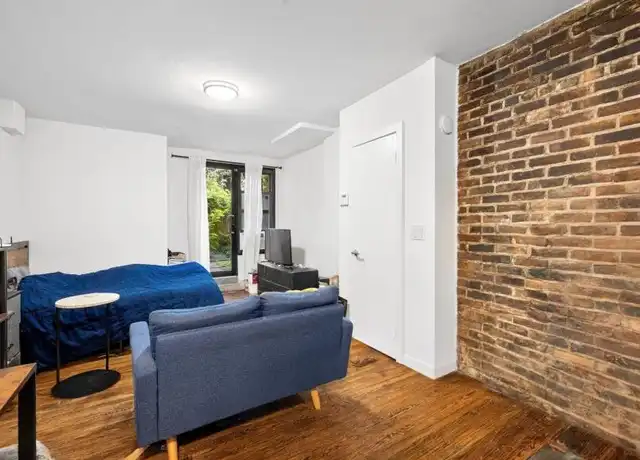 Property at 310 W 22nd St, New York, NY, 10011, 0 beds, 1 bath, [object Object]