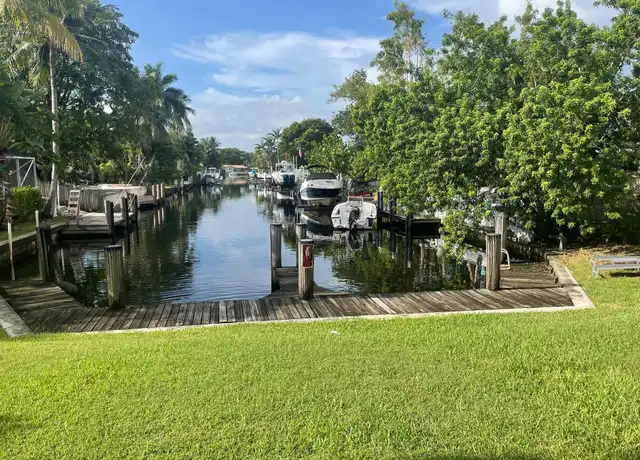 Property at 500 SW 15th St Unit 3, Pompano Beach, FL, 33060, 2 beds, 1 bath, [object Object]