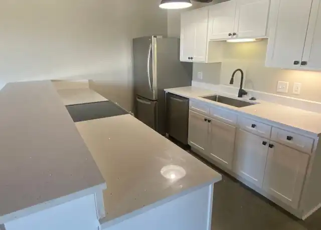 Property at 415 N 3rd St Unit 303, St Joseph, MO, 64501, 2 beds, 1 bath, [object Object]