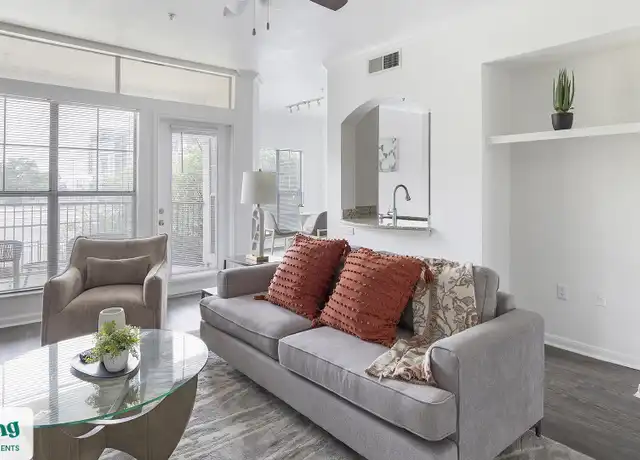 Property at 1000 Henderson St, Fort Worth, TX, 76102, 1 bed, 1 bath, [object Object]
