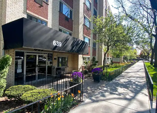Property at Grace Shores - 655 W Grace St, Chicago, IL, 60613, 0-1 beds, 1 bath, [object Object]