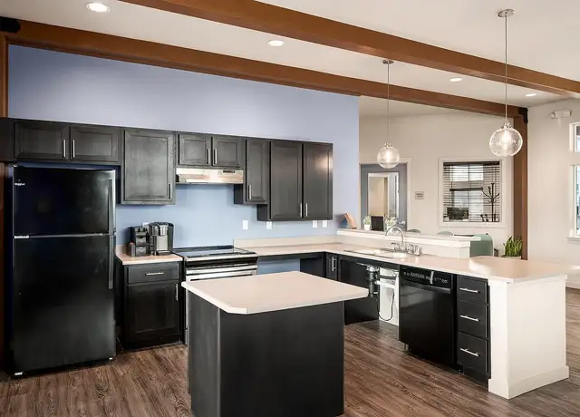 Photo of 4798 Auburn Way N, Auburn, WA 98002