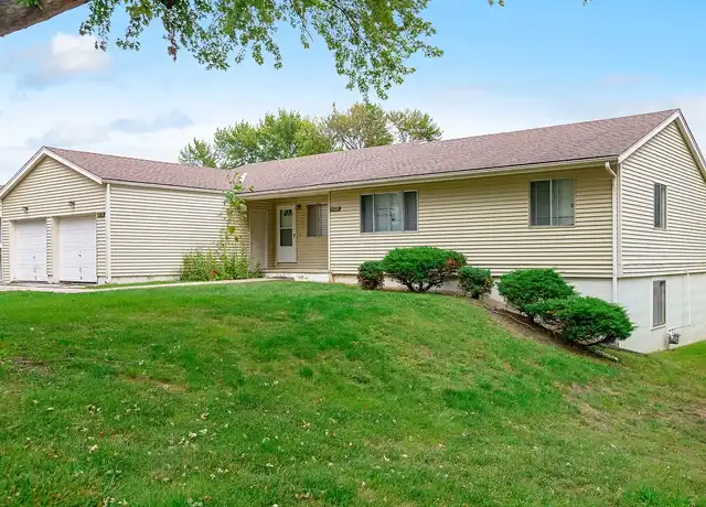 Property at Westwood Duplexes - 11611 Westwood Ln, Omaha, NE, 68144, 3 beds, 2 baths, [object Object]
