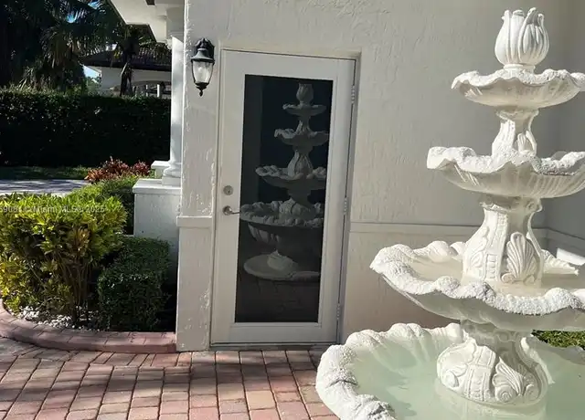 Property at 105 NW 123rd Ave, Miami, FL, 33182, 1 bed, 1 bath, [object Object]