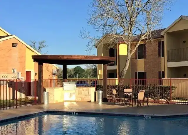 Property at River Oaks - 1000 W Ashley Wilson Rd, Sweeny, TX, 77480, 1-2 bed, 1-2 bath, [object Object]