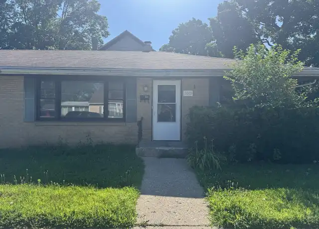 Property at 2003 Elmwood St, Rockford, IL, 61101, 2 beds, 1 bath, [object Object]