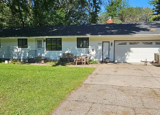 Property at 1900 Jefferson Rd, Northfield, MN, 55057, 5 beds, 2 baths, [object Object]