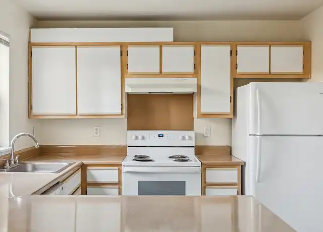Property at Bristol Woods - 1201 NE 8th St, Gresham, OR, 97030, 2 beds, 1 bath, [object Object]