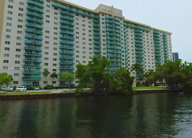 Property at 19390 Collins Ave #11, Sunny Isles Beach, FL, 33160, 1 bed, 1 bath, [object Object]