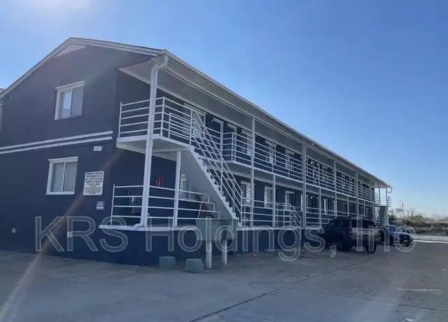 Property at 611 W Ocean View Ave Unit 9, Norfolk, VA, 23503, 1 bed, 1 bath, [object Object]