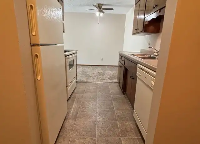 Property at Chevelle Apartments - 301 30th Ave N, Fargo, ND, 58102, 1 bed, 1 bath, [object Object]